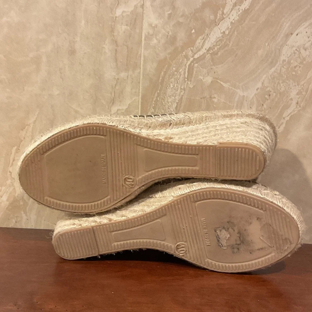Chic Gray Espadrille Wedge Sandals, Size 10